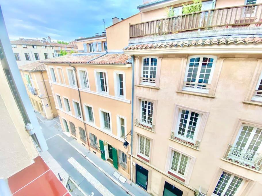 Casajoy, Lgll2, Aix En Provence Apartment *
